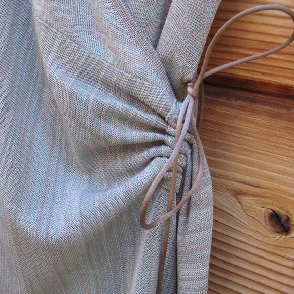 Misook Knit Wrap Dress - Picture 4 of 10